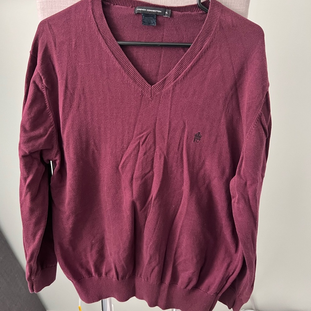 French Connection men v-neck sweater, size XL